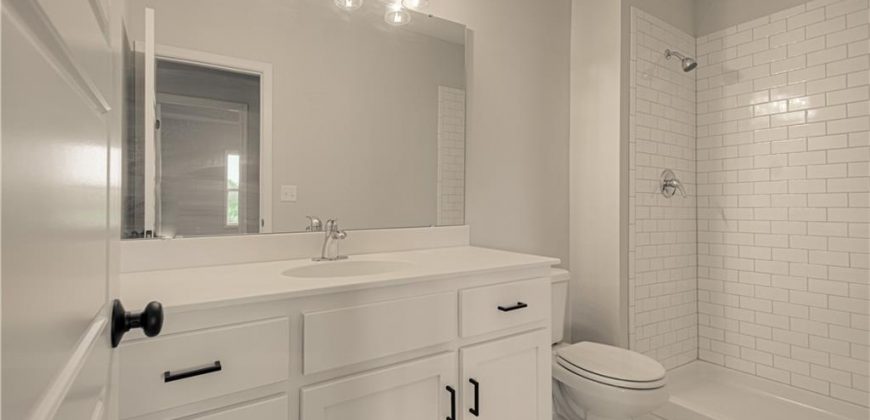 Homes for Sale in Kansas City, MO 64157 | 9808 N Laurel Avenue