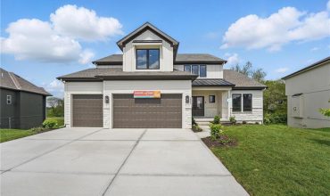 Homes for Sale in Kansas City, MO 64155 | 1506 NW 106th Terrace