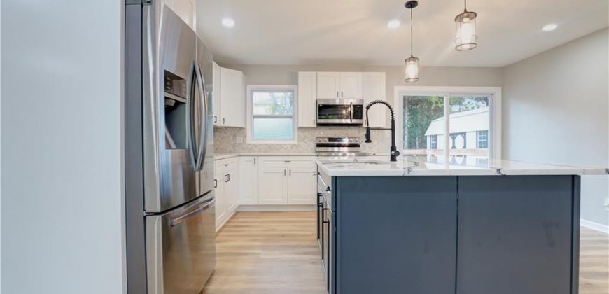 Homes for Sale in Kansas City, MO 64117 | 5221 NE 39th Street