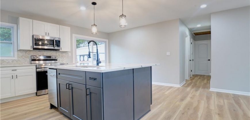 Homes for Sale in Kansas City, MO 64117 | 5221 NE 39th Street