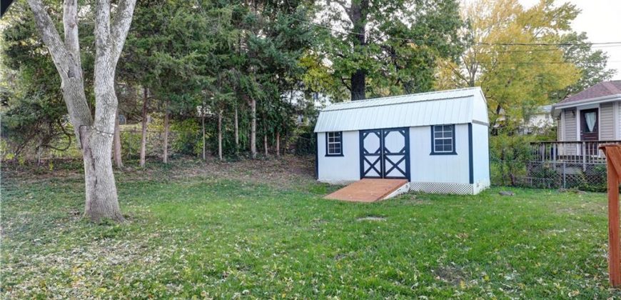 Homes for Sale in Kansas City, MO 64117 | 5221 NE 39th Street