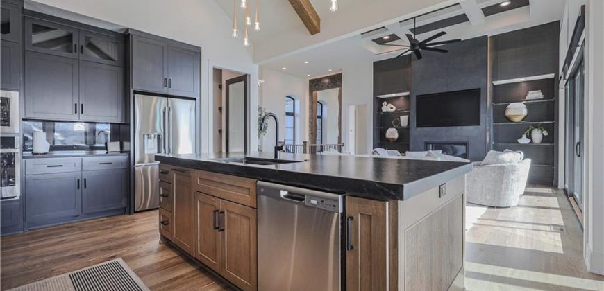 Homes for Sale in Kansas City, MO 64151 | 5818 N Lucerne Avenue