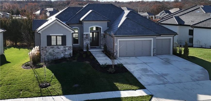 Homes for Sale in Kansas City, MO 64151 | 5818 N Lucerne Avenue