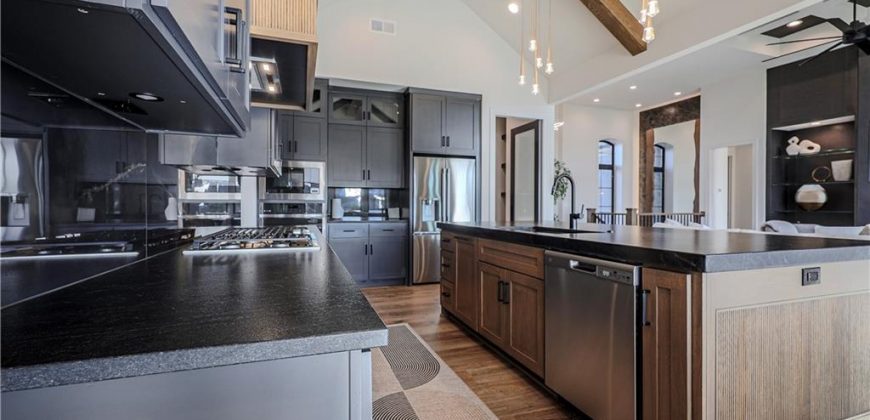 Homes for Sale in Kansas City, MO 64151 | 5818 N Lucerne Avenue