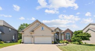 Homes for Sale in Platte City, MO 64079 | 13060  Woodridge Street