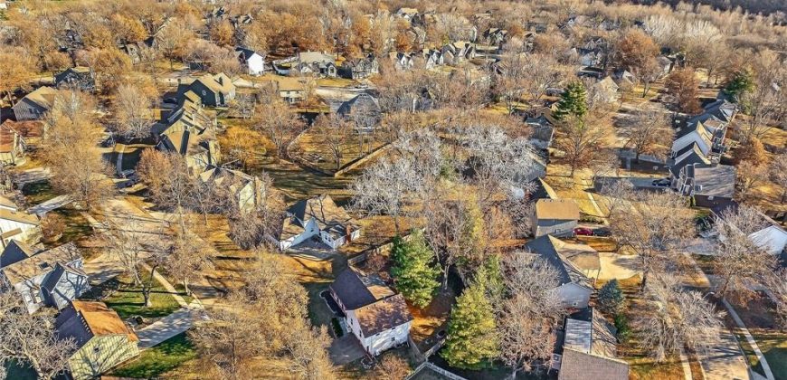 Homes for Sale in Kansas City, MO 64151 | 7407 N Granby Avenue