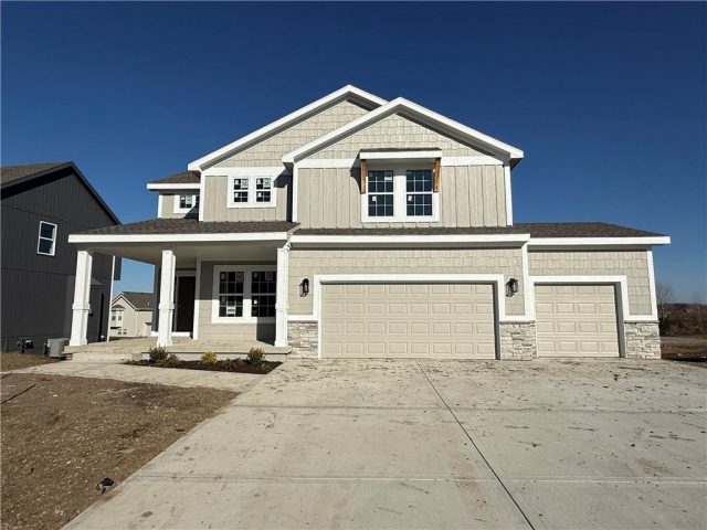 Homes for Sale in Kansas City, MO 64156 | 6000 NE 118th Street