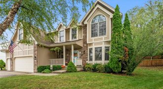 Homes for Sale in Liberty, MO 64068 | 1408  Telford Drive