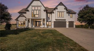 Homes for Sale in Kansas City, MO 64154 | 2600 NW 108th Street