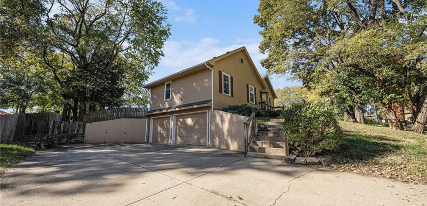 Homes for Sale in Kansas City, MO 64116 | 3542 NE Rock Creek Drive