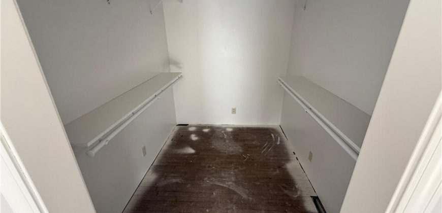 Homes for Sale in Liberty, MO 64068 | 1508  NANCY Lane