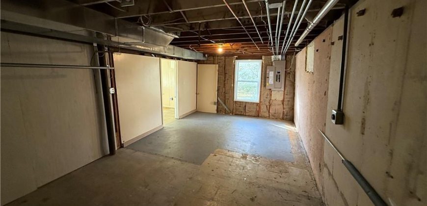 Homes for Sale in Liberty, MO 64068 | 1508  NANCY Lane