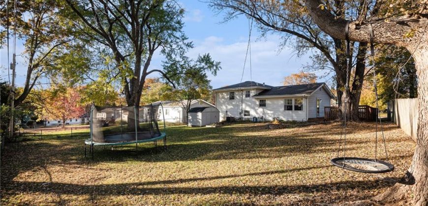 Homes for Sale in Liberty, MO 64068 | 37  Georgia Lane