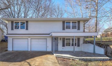 Homes for Sale in Liberty, MO 64068 | 2218  LIBERTY LANDING Road