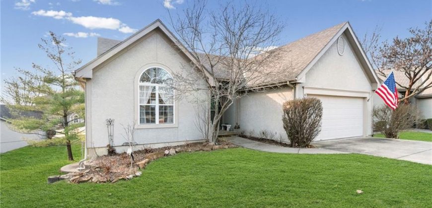 Homes for Sale in Kansas City, MO 64154 | 8604 N Liston Avenue