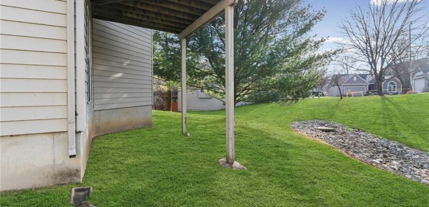 Homes for Sale in Kansas City, MO 64154 | 8604 N Liston Avenue