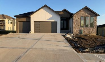 Homes for Sale in Kansas City, MO 64153 | 8203 NW 89th Terrace