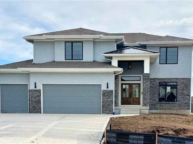 Homes for Sale in Kansas City, MO 64157 | 7509 NE 103rd Terrace