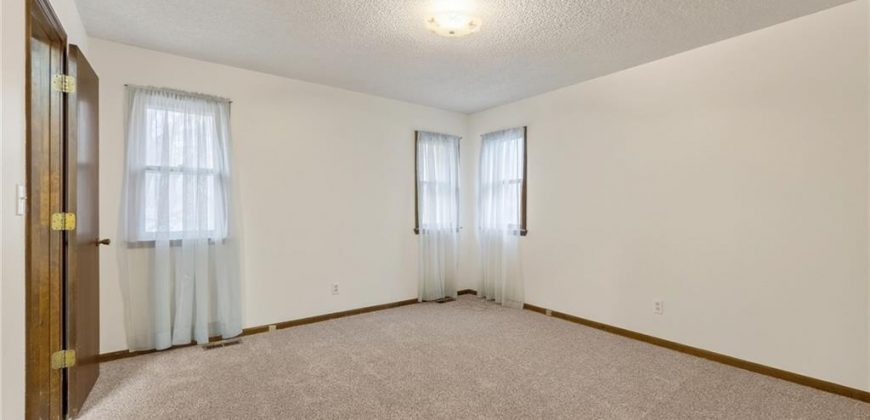 Homes for Sale in Kansas City, MO 64155 | 606 NE 115th Street