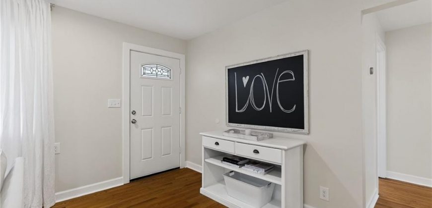 Homes for Sale in Kansas City, MO 64152 | 8116 NW Hampton Road