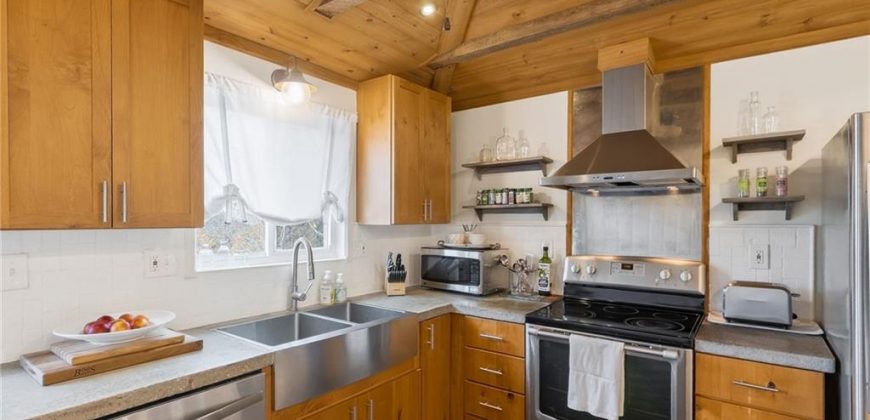 Homes for Sale in Kansas City, MO 64152 | 8116 NW Hampton Road