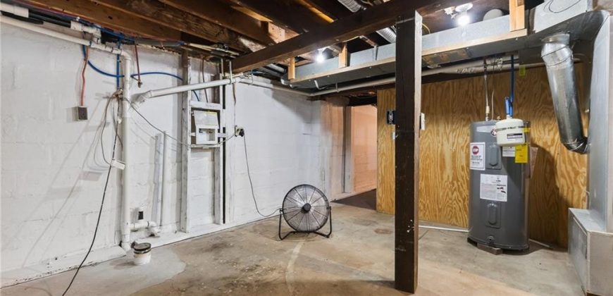 Homes for Sale in Kansas City, MO 64152 | 8116 NW Hampton Road