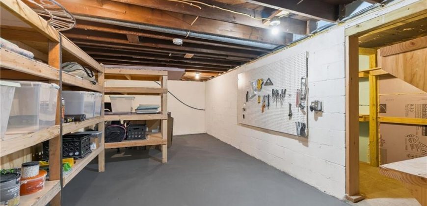 Homes for Sale in Kansas City, MO 64152 | 8116 NW Hampton Road