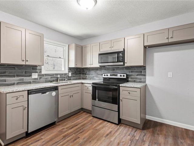 Homes for Sale in Kansas City, MO 64119 | 5232 N Palmer Avenue