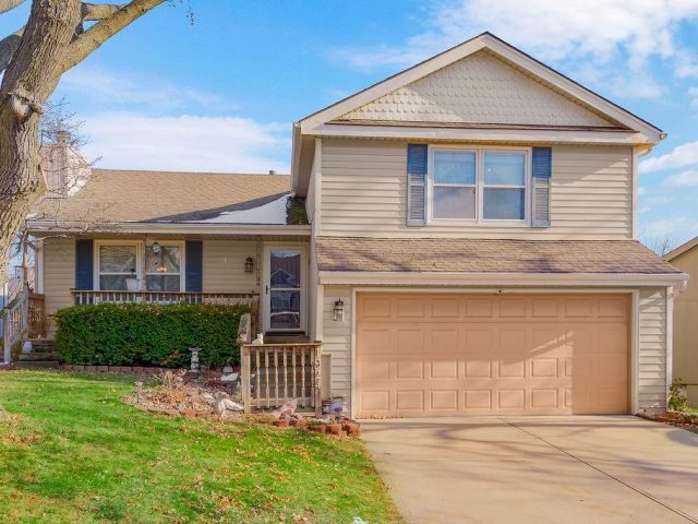 Homes for Sale in Kansas City, MO 64151 | 1924 NW 62nd Terrace