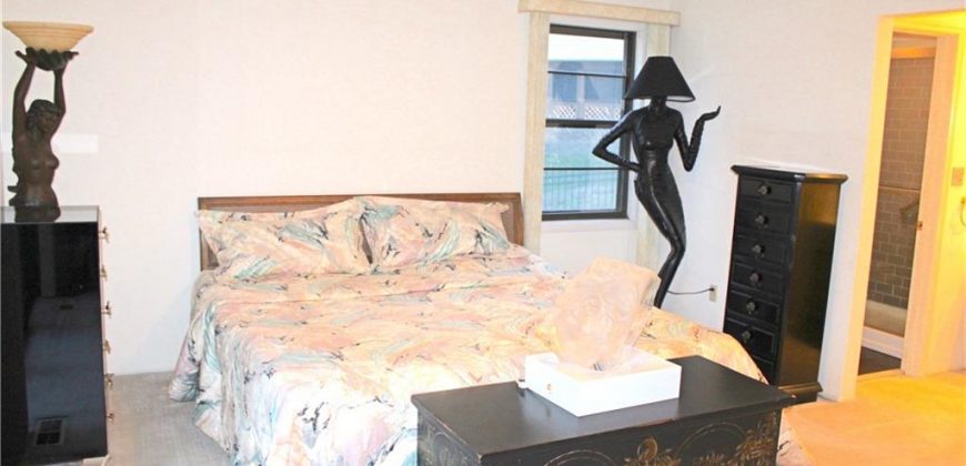 Homes for Sale in Kansas City, MO 64155 | 1128 NE 97th Place