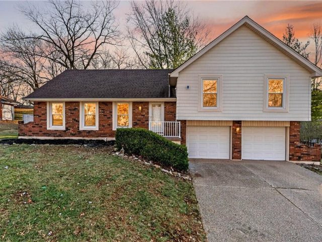 Homes for Sale in Kansas City, MO 64151 | 7407 N Granby Avenue