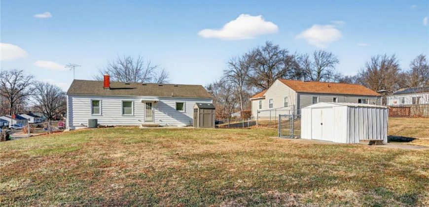 Homes for Sale in Gladstone, MO 64118 | 6703 N Forest Avenue