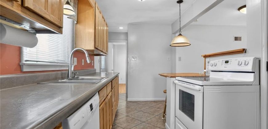 Homes for Sale in Gladstone, MO 64118 | 6703 N Forest Avenue