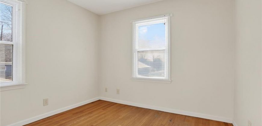 Homes for Sale in Gladstone, MO 64118 | 6703 N Forest Avenue