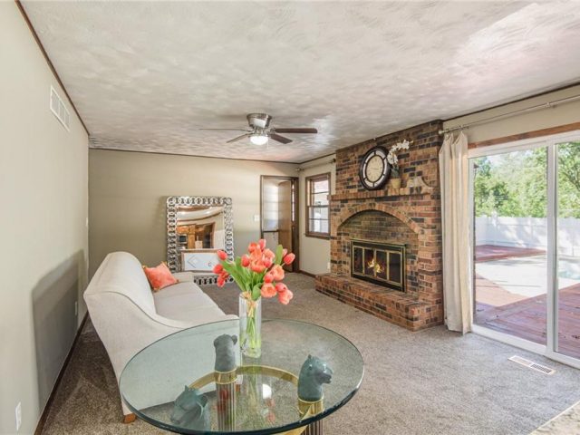 Homes for Sale in Kansas City, MO 64154 | 2616 NW 86th Street