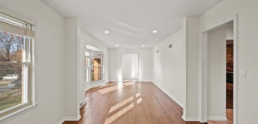 Homes for Sale in Kansas City, MO 64118 | 6805 N Wayne Avenue