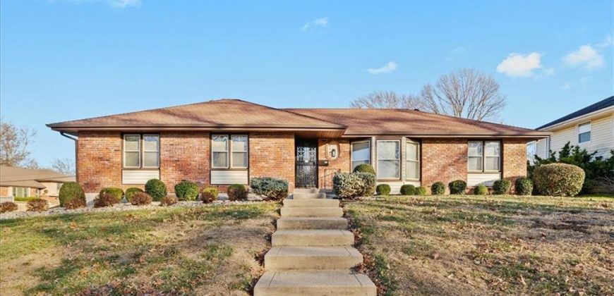 Homes for Sale in Kansas City, MO 64118 | 6805 N Wayne Avenue