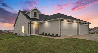 Homes for Sale in Smithville, MO 64089 | 709  Ridge Drive