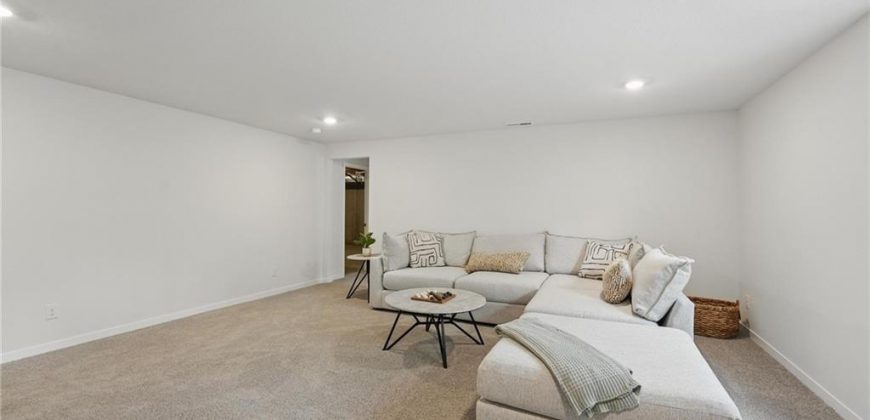 Homes for Sale in Platte City, MO 64079 | 2609  Mercer Lane