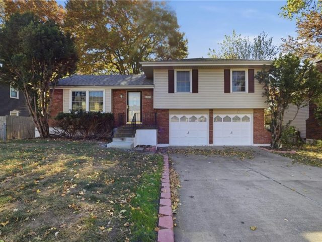 Homes for Sale in Kansas City, MO 64152 | 6929 NW 80th Street