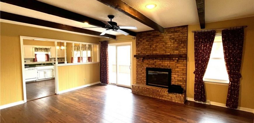 Homes for Sale in Gladstone, MO 64118 | 1612 NE Rosewood Drive