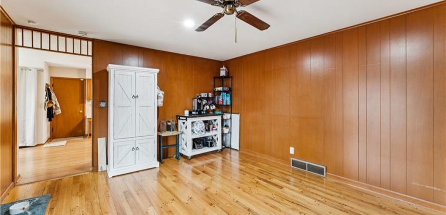 Homes for Sale in Kansas City, MO 64117 | 3225 NE 47th Street