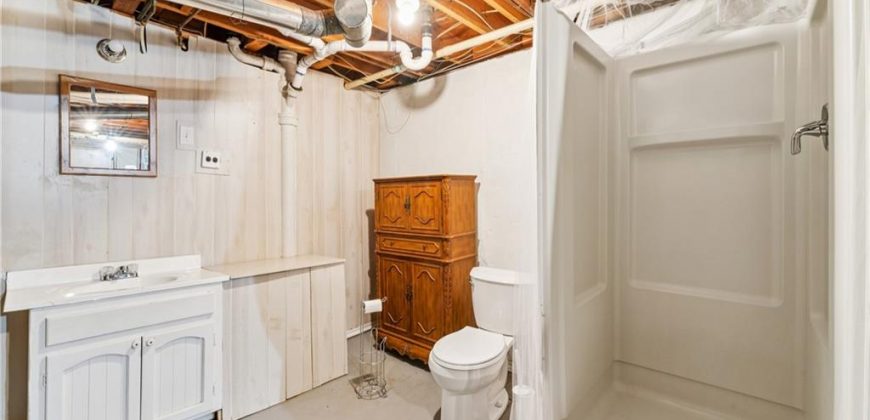 Homes for Sale in Kansas City, MO 64117 | 3225 NE 47th Street