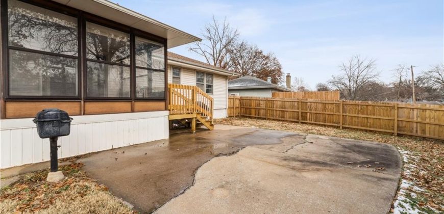 Homes for Sale in Kansas City, MO 64117 | 3225 NE 47th Street