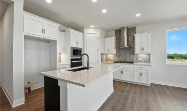 Homes for Sale in Kansas City, MO 64155 | 1711 NW 105th Street