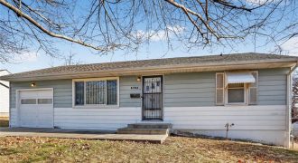 Homes for Sale in Gladstone, MO 64118 | 6703 N Forest Avenue