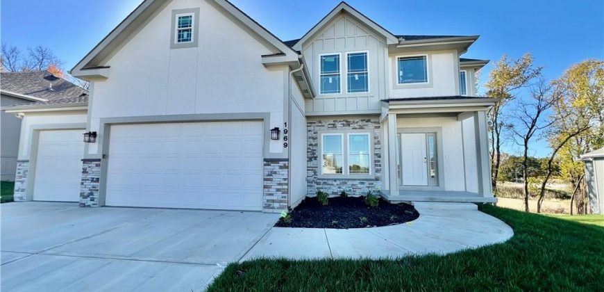 Homes for Sale in Liberty, MO 64068 | 1969  Longview Drive