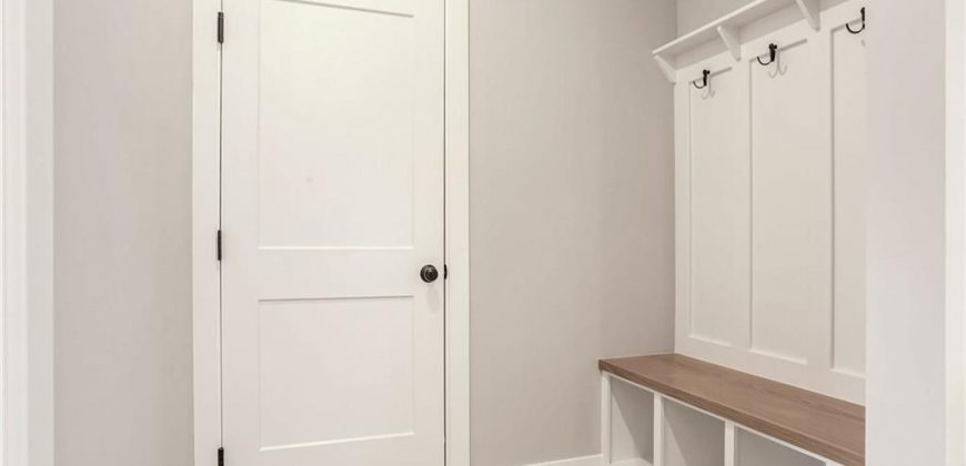 Homes for Sale in Parkville, MO 64152 | 13655 NW 70th Street