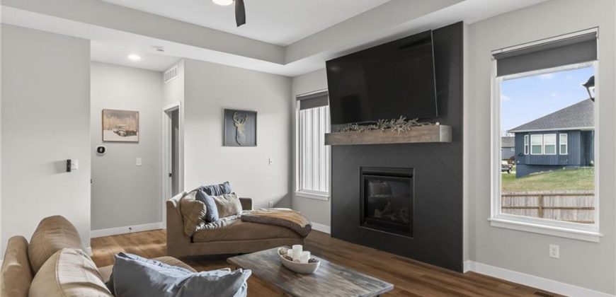 Homes for Sale in Kansas City, MO 64154 | 3925 NW 95th Terrace