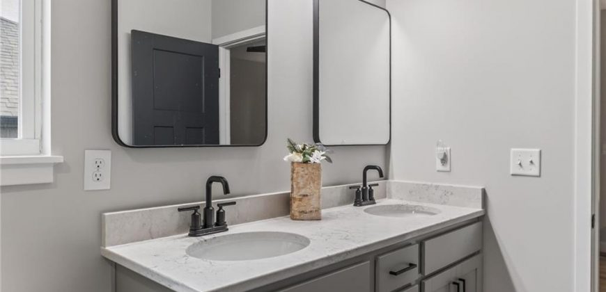 Homes for Sale in Kansas City, MO 64154 | 3925 NW 95th Terrace